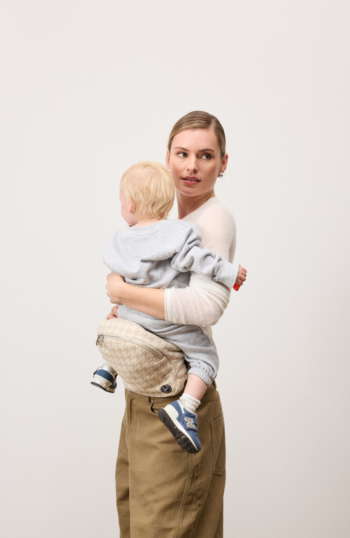 Brio Belt Toddler Carrier - Neutral Houndstooth